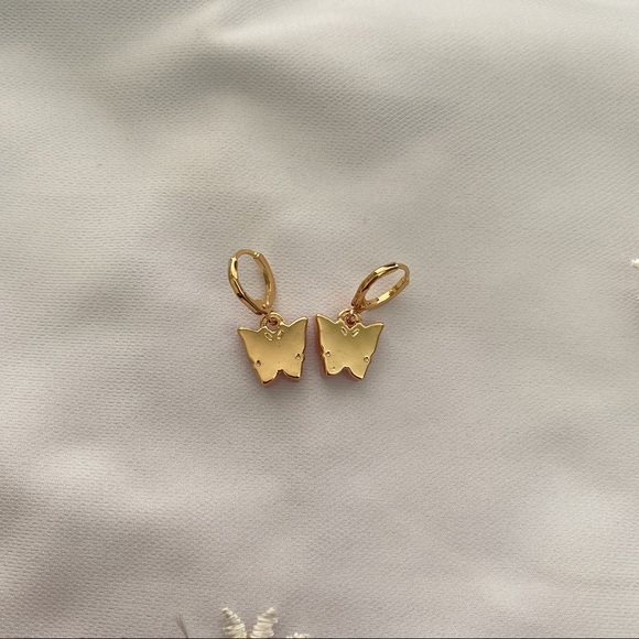 π4/$20 LIGHT PINK BUTTERFLY EARRINGS - Picture 3 of 6